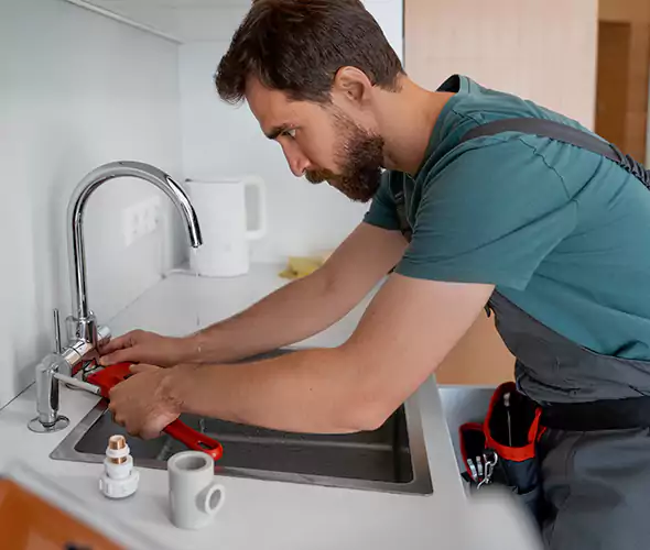 Professional Faucet Replacement Specialist in Pontiac, MI: Schedule Affordable Faucet Replacement Services with Us