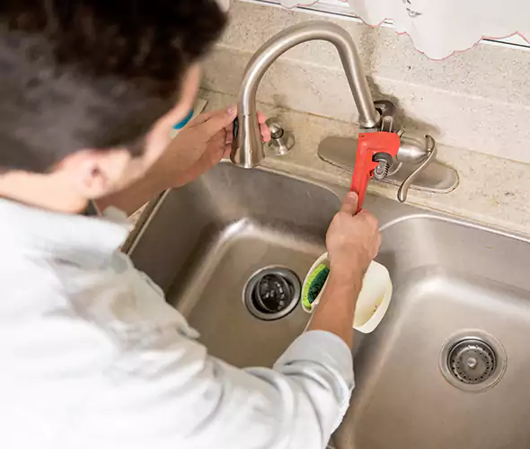 Professional Sink Repair Specialist in Pontiac, MI: Schedule Reliable Sink Fixing Services with Us