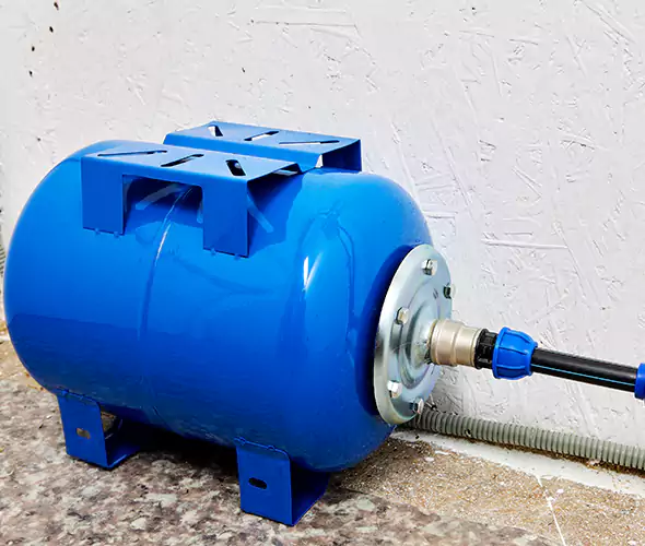 Expert Plumber for Well Pressure Tank Replacement in Pontiac, MI: Schedule Affordable Tank Replacement Services with Us