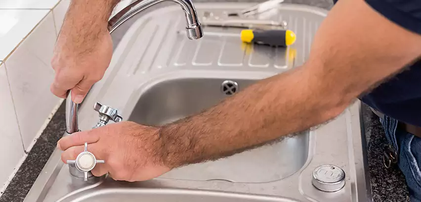 Outdoor Faucet Repair in Pontiac